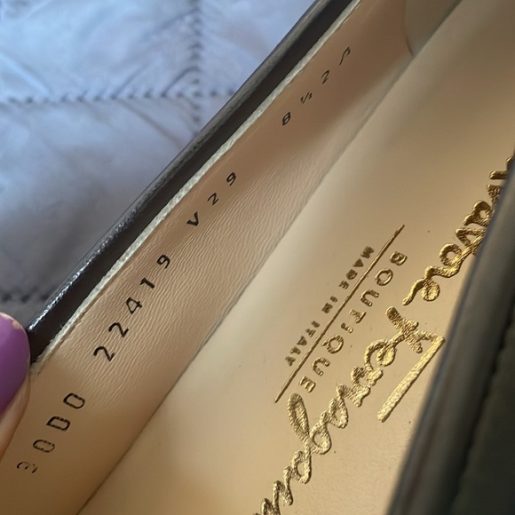 Ferragamo shoes - Picture 4 of 4